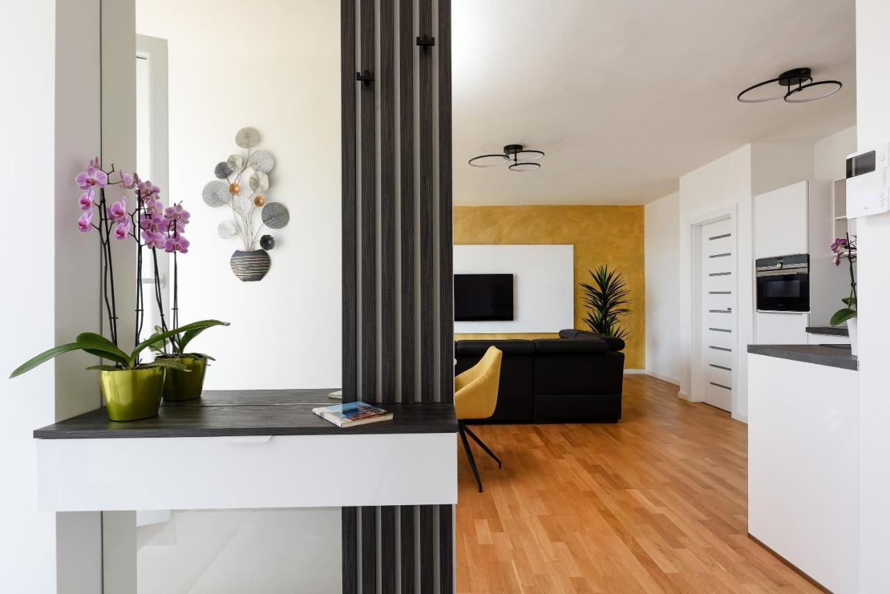 Ferienwohnung Zadar Sunset Penthouse With Spectacular View And Jacuzzi Exterior foto