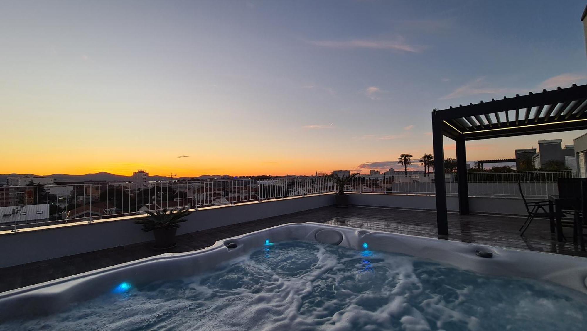 Ferienwohnung Zadar Sunset Penthouse With Spectacular View And Jacuzzi Exterior foto