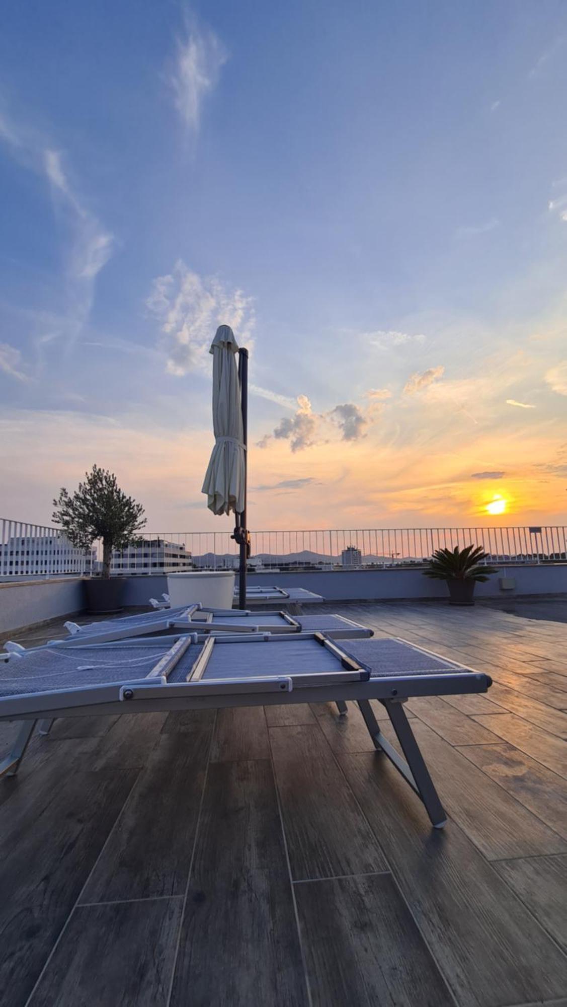 Ferienwohnung Zadar Sunset Penthouse With Spectacular View And Jacuzzi Exterior foto